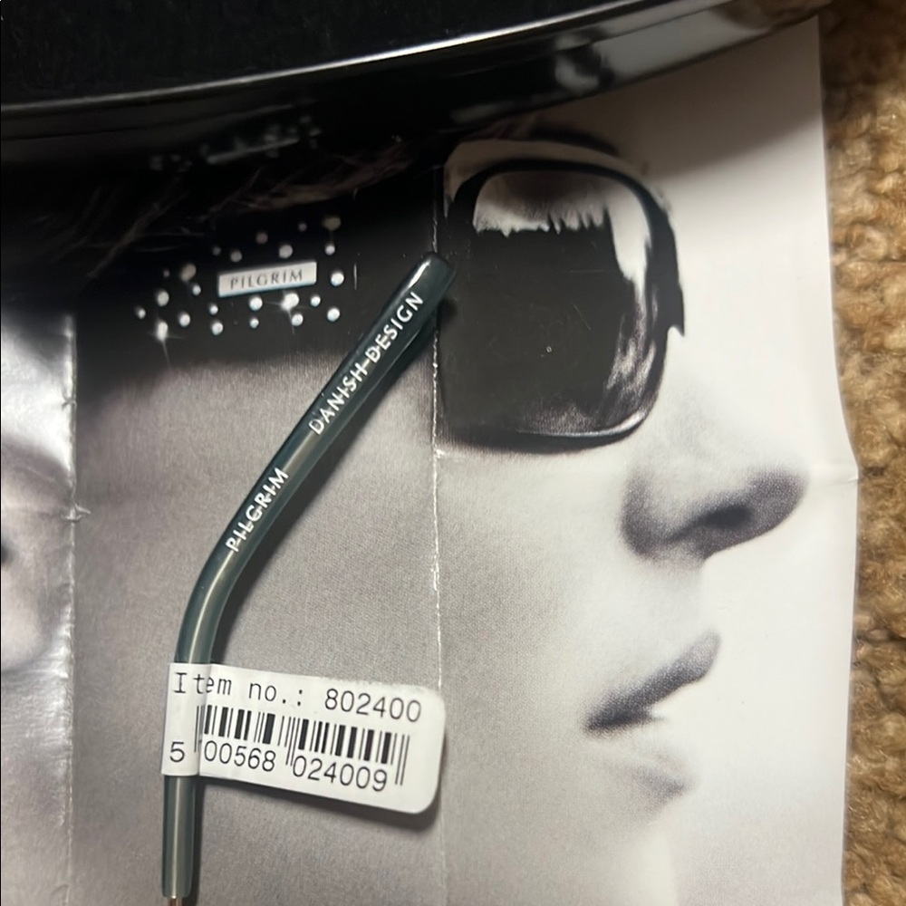 Pilgrim Sunglasses - image 6